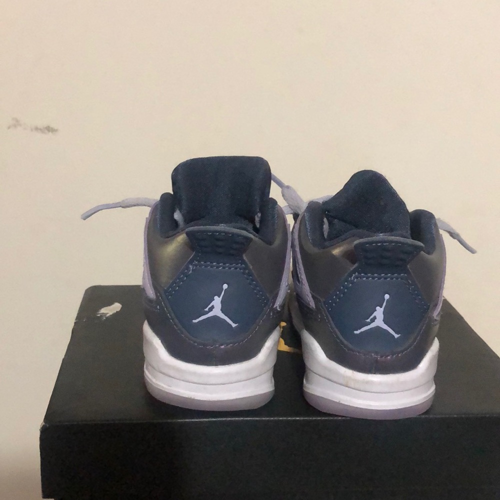 Jordan 4 Retro SE - Picture 2 of 4